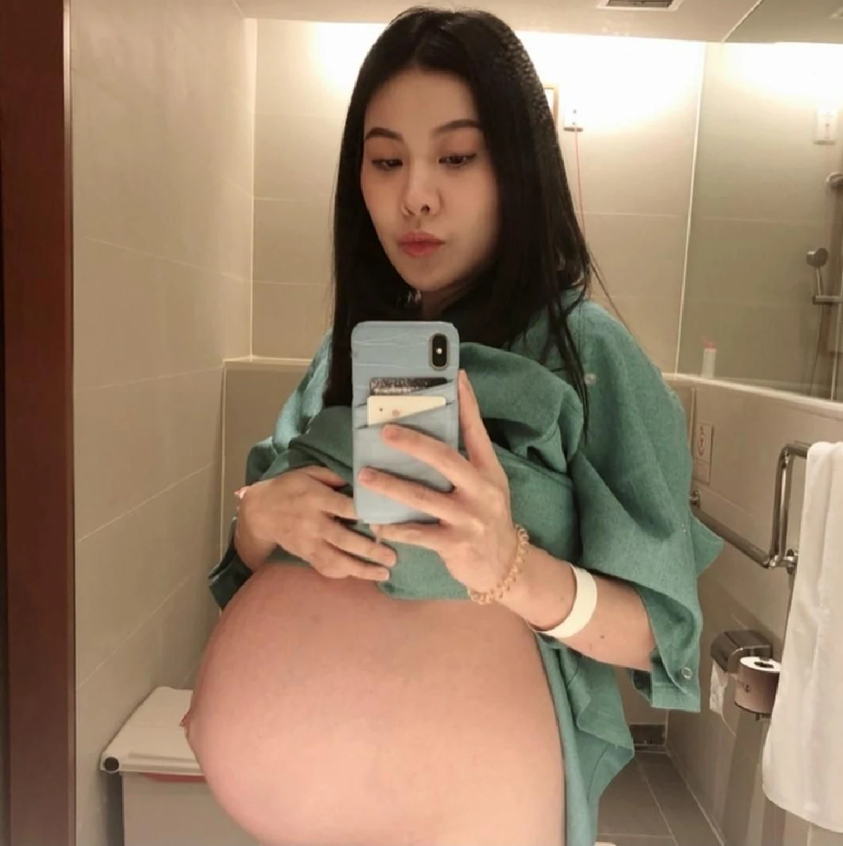 บำรุงมาดี!  แนน ปิยะดา คลอดลูกชายคนที่สอง น้องภูริต ตัวใหญ่มากน่ารักน่าชัง