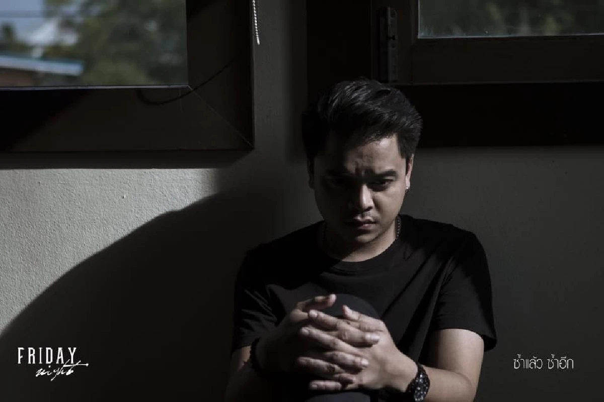 เปิดโพสต์ในอดีตนักร้องหนุ่ม คิว ภูริวัฒน์ เผยเคยฆ่าตัวตายนับสิบครั้ง ก่อนจากไปอย่างสงบ