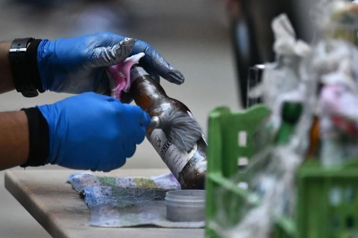 ตำรวจพบระเบิดเพลิง 4,000 ขวด ซุก"โพลียูฮ่องกง"