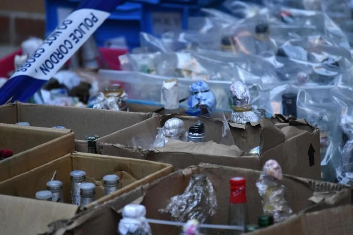 ตำรวจพบระเบิดเพลิง 4,000 ขวด ซุก"โพลียูฮ่องกง"