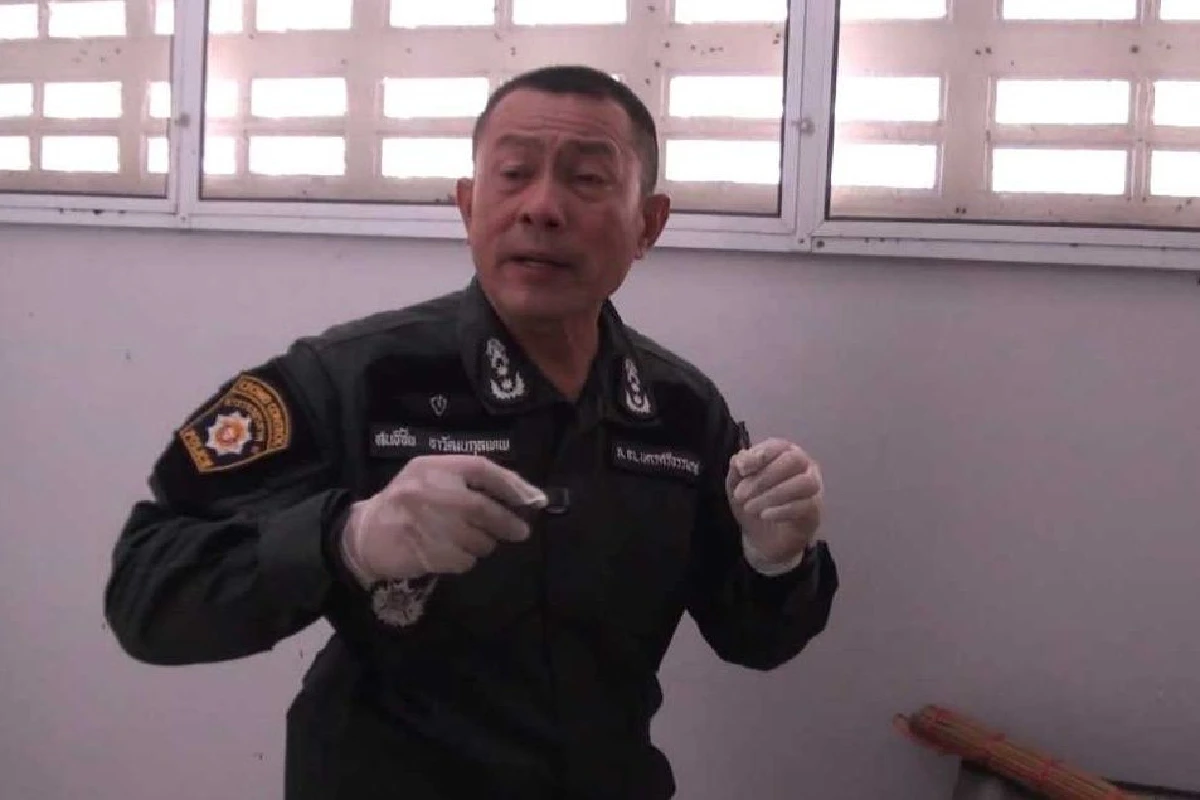 ตร.ขยายผลวิสามัญฯนักค้ายาเสพติดรายใหญ่ เจอแท่นปั๊มยาบ้ากลางเมืองทุ่งสง