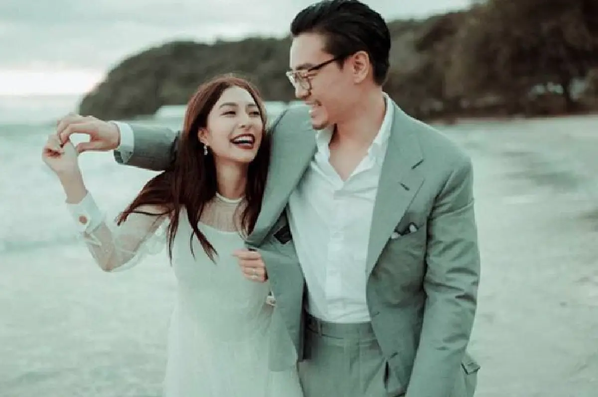 "มิว นิษฐา" สุดเซอร์ไพรส์! เหล่าเพื่อนสนิทรวมตัวจัดงานปาร์ตี้สละโสดให้