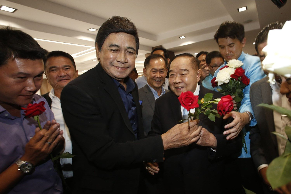 ศาลเลือกตั้งให้"กรุงศรีวิไล"ยุติการปฎิบัติหน้าที่ ส.ส.ปากน้ำคดีใบเหลือง ศาลเลือกตั้งให้"กรุงศรีวิไล"ยุติการปฎิบัติหน้าที่ ส.ส.ปากน้ำคดีใบเหลือง