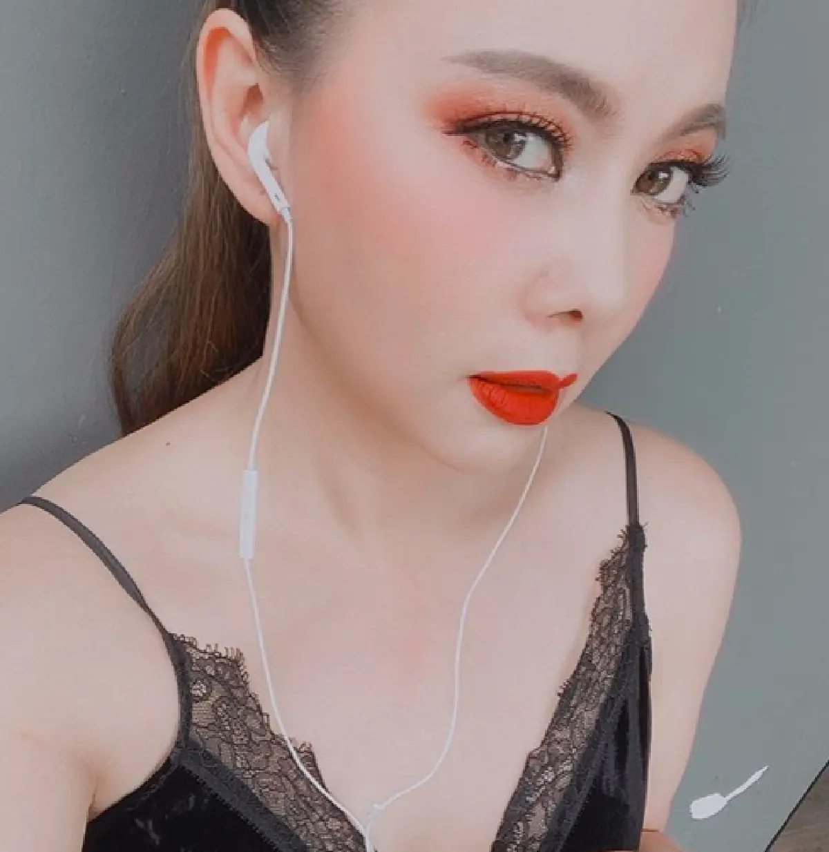 ยิ่งโสด..ยิ่งสวย "บุ๋ม ปนัดดา” สลัดผ้าอวดหุ่นแซ่บอกอึ๋ม เซ็กซี่เต็มพิกัด!