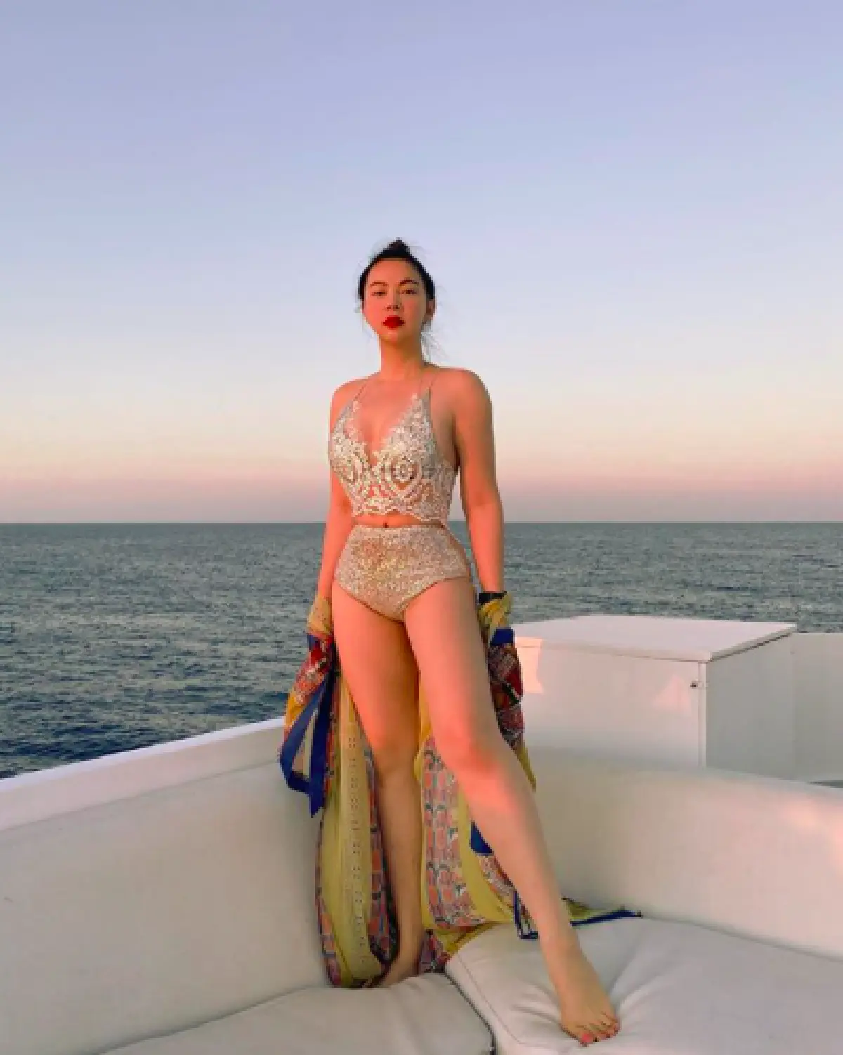 ยิ่งโสด..ยิ่งสวย "บุ๋ม ปนัดดา” สลัดผ้าอวดหุ่นแซ่บอกอึ๋ม เซ็กซี่เต็มพิกัด!