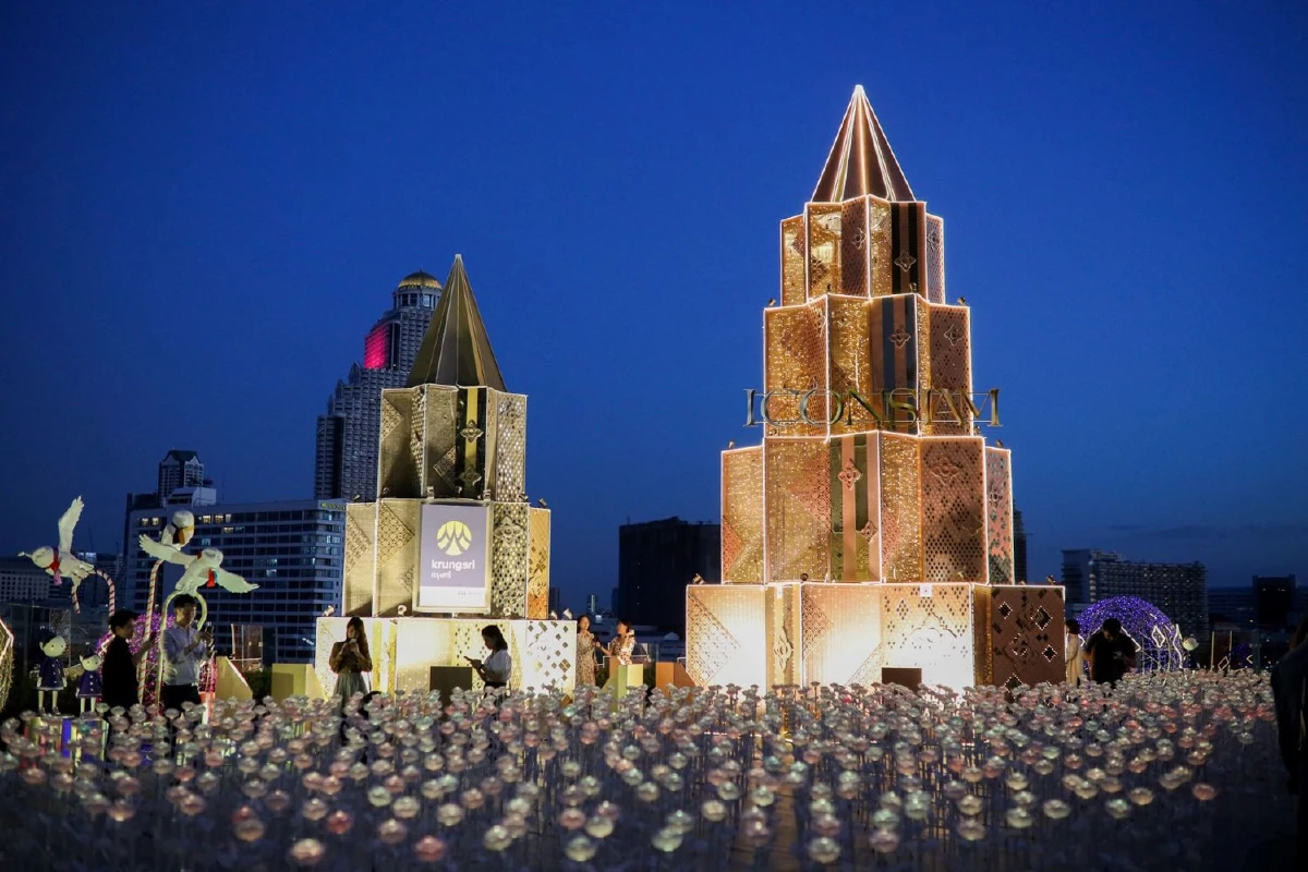 ‘ไอคอนสยาม’ จัดงาน “ICONSIAM The Garden of Dazzling Lights”
