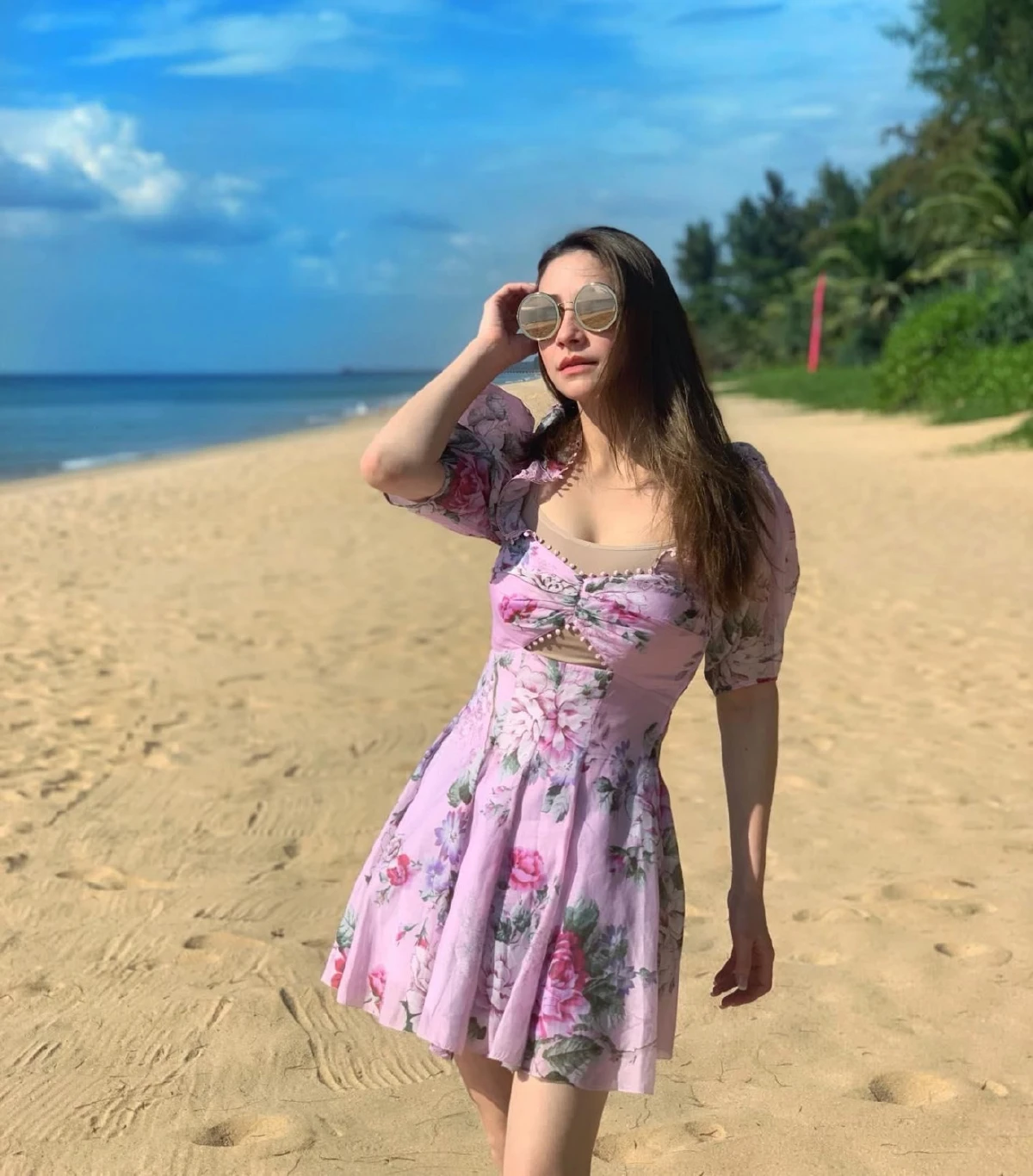 นาตาลี ควง ฟลุค เติมหวานสวีทริมทะเลภูเก็ต พร้อมเสิร์ฟภาพแซ่บบนเตียงนอน