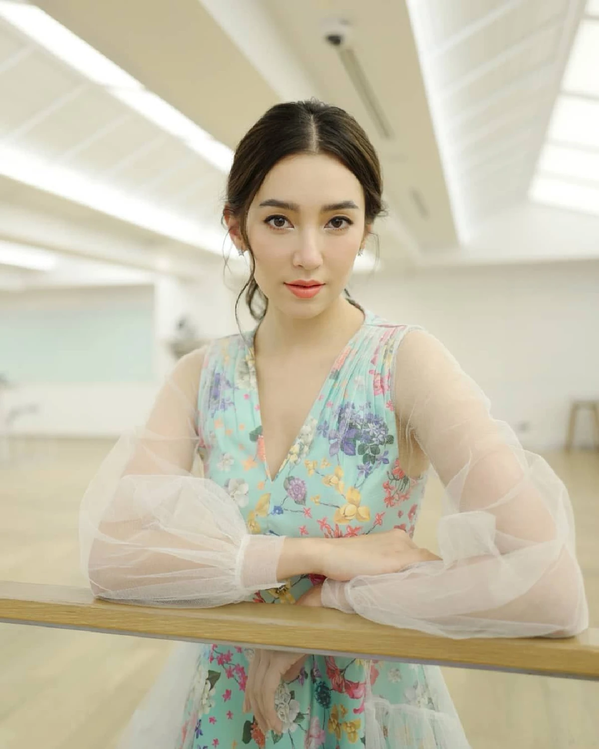 ของขวัญเรียบง่ายแต่น่ารัก! เบลล่า ทำบอร์ดรวมรูปให้ เวียร์ ในวันครบรอบ