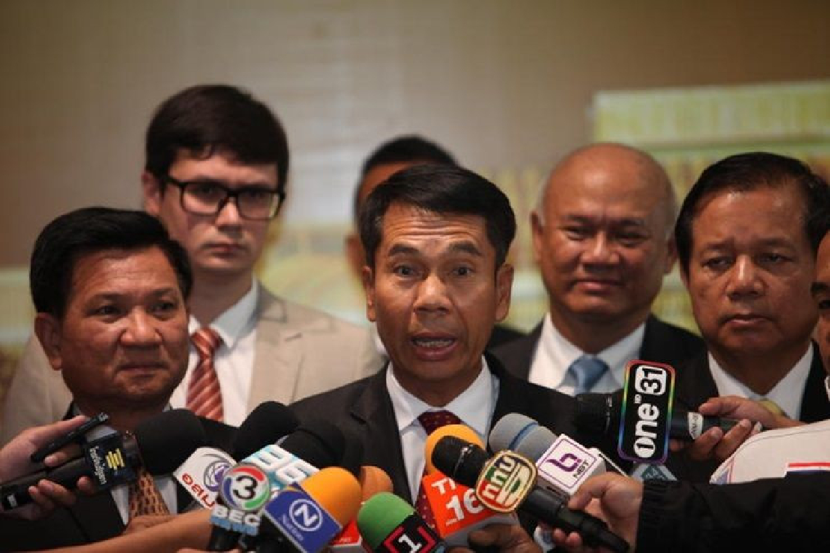 "สุทิน"แฉ รัฐบาลล็อบบี้ 20 สส.ฝ่ายค้าน เสนอตัวเลข 8 หลัก แลกโหวตครบองค์ประชุม "สุทิน"แฉ รัฐบาลล็อบบี้ 20 สส.ฝ่ายค้าน เสนอตัวเลข 8 หลัก แลกโหวตครบองค์ประชุม
