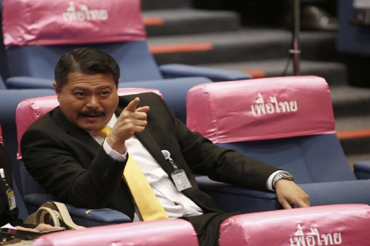 "วัน"โพสต์ อัดสส. งูเห่าติดแฮชแทก "ไม่เอาไม่เนรคุณ" "วัน"โพสต์ อัดสส. งูเห่าติดแฮชแทก "ไม่เอาไม่เนรคุณ"