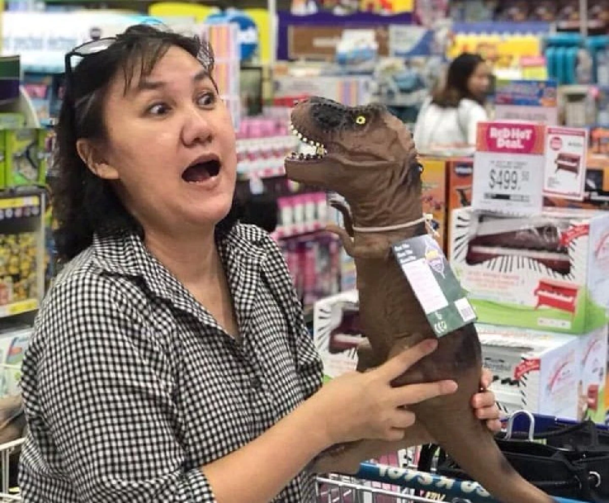 ‘ป้ากีตาร์’ จากแม่บ้านเสียหมา สู่ ‘นักแคสเกม’ ขวัญใจเด็ก