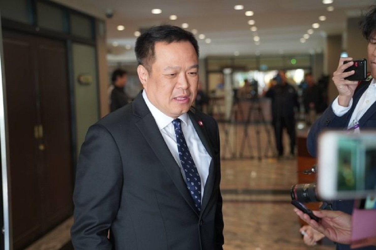 "อนุทิน" ยัน สธ.ไม่สนับสนุน 3 สารพิษ ยังบ่น ไม่รู้จะเก็บกรมวิชาการเกษตรไว้ทำไม "อนุทิน" ยัน สธ.ไม่สนับสนุน 3 สารพิษ ยังบ่น ไม่รู้จะเก็บกรมวิชาการเกษตรไว้ทำไม