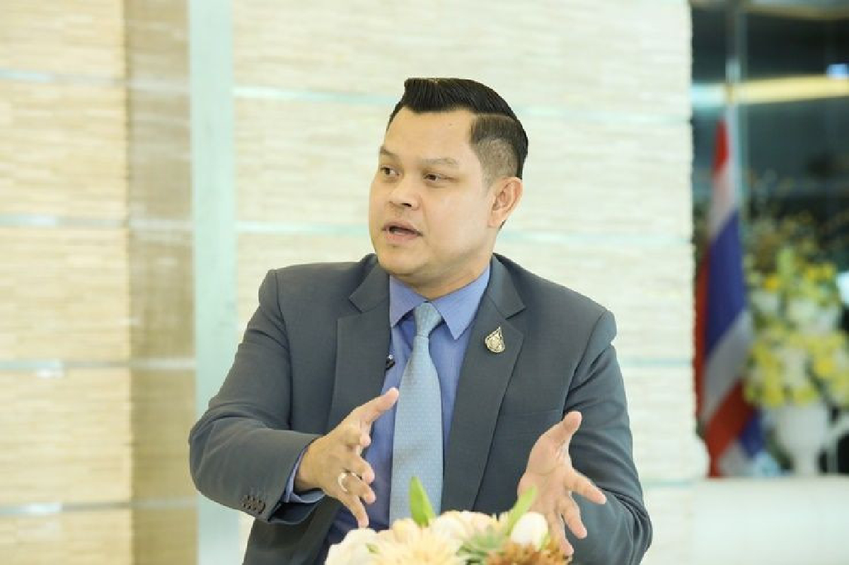 "ธนกร"ซัด"หญิงหน่อย"หยุดใส่ร้ายรัฐบาลแจกกล้วยส.ส.เย้ยเปิดประเด็นแต่ไร้หลักฐาน "ธนกร"ซัด"หญิงหน่อย"หยุดใส่ร้ายรัฐบาลแจกกล้วยส.ส.เย้ยเปิดประเด็นแต่ไร้หลักฐาน