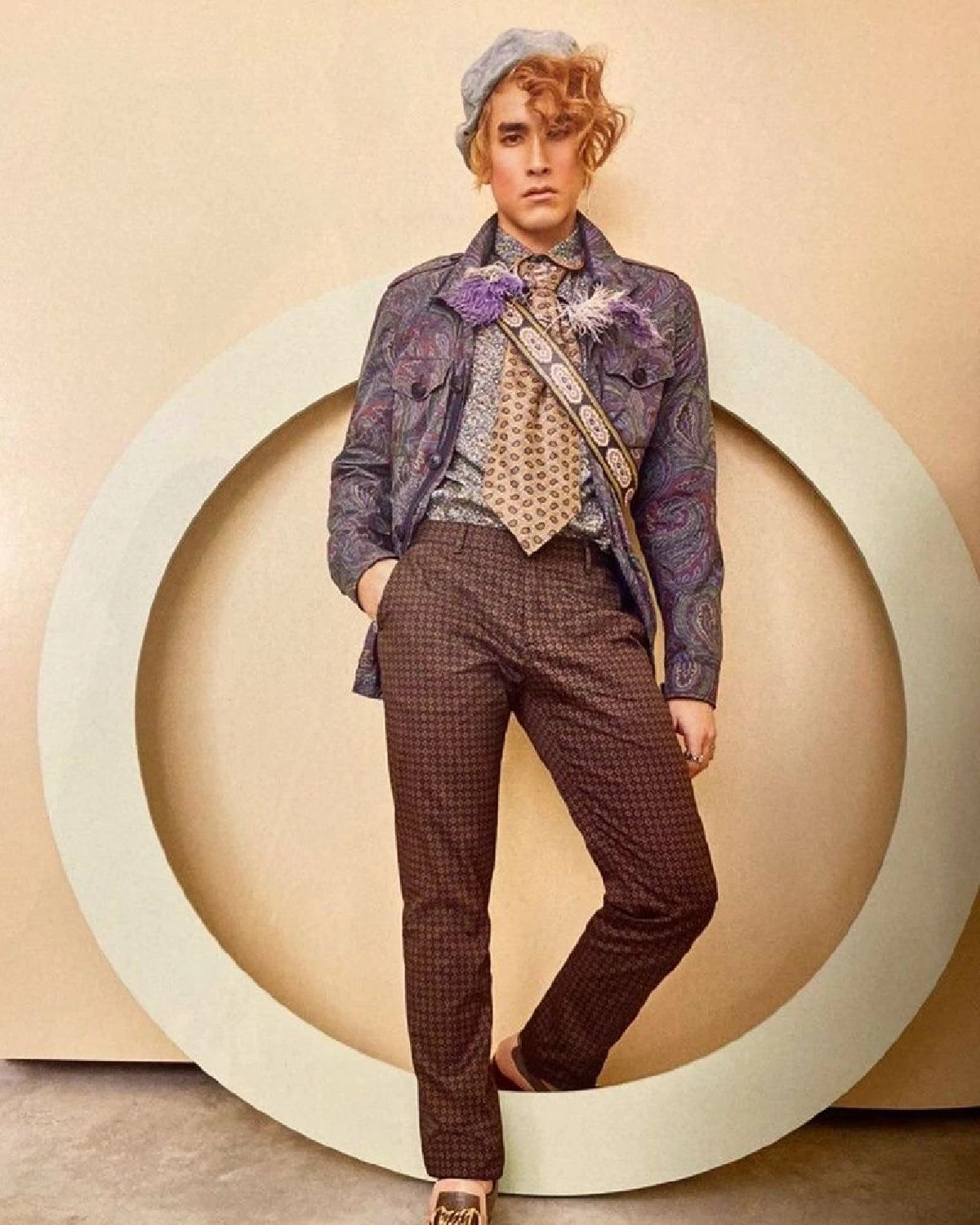 ณเดชน์ อวดลุคแซ่บแปลกตา! ถ่ายแบบขึ้นปกแพรว อินเนอร์เริ่ดไม่เบา