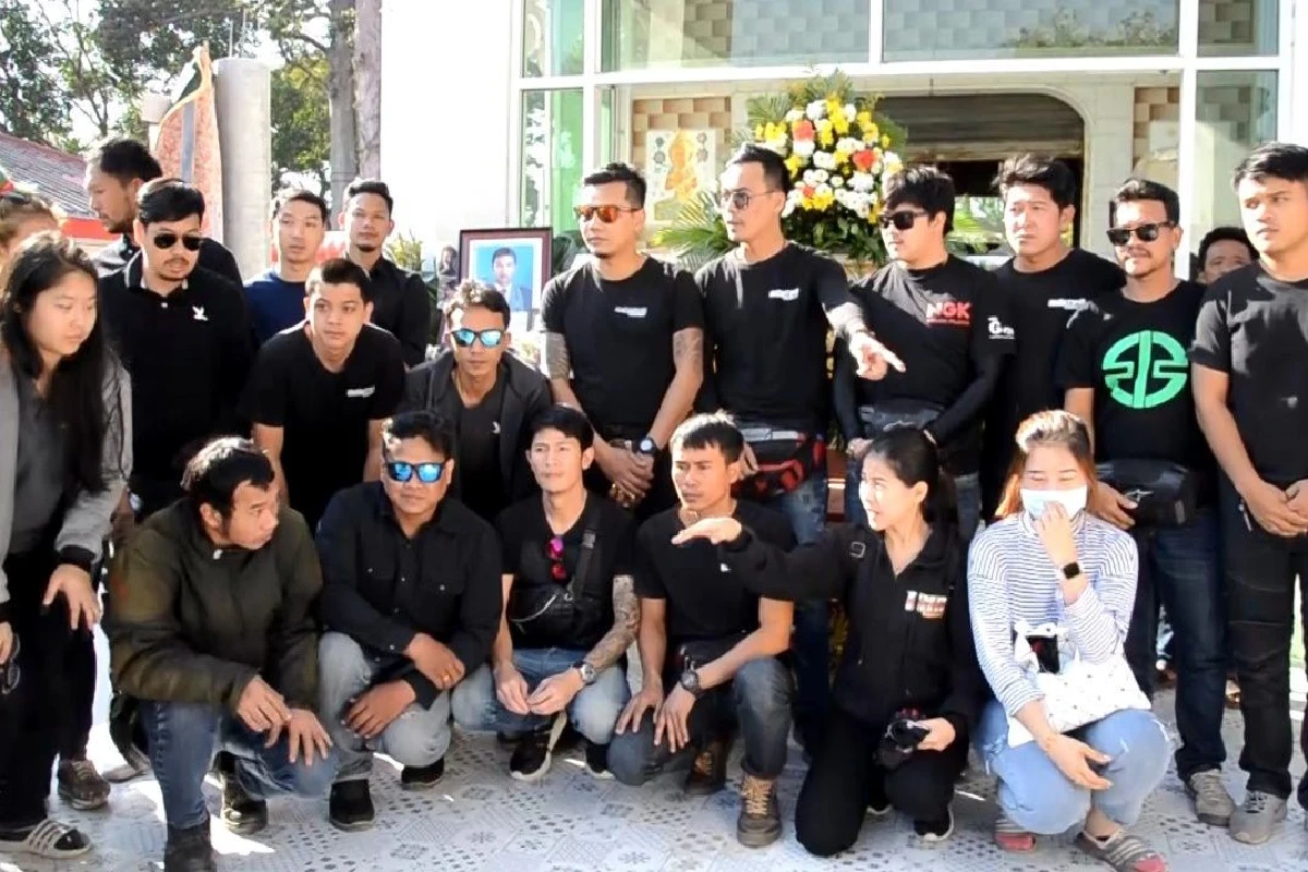 จากใจเพื่อนถึงครูเอ็มเหยื่อฆ่าชิงบิกไบค์"อยากให้คนร้ายตายตกไปตามกัน"