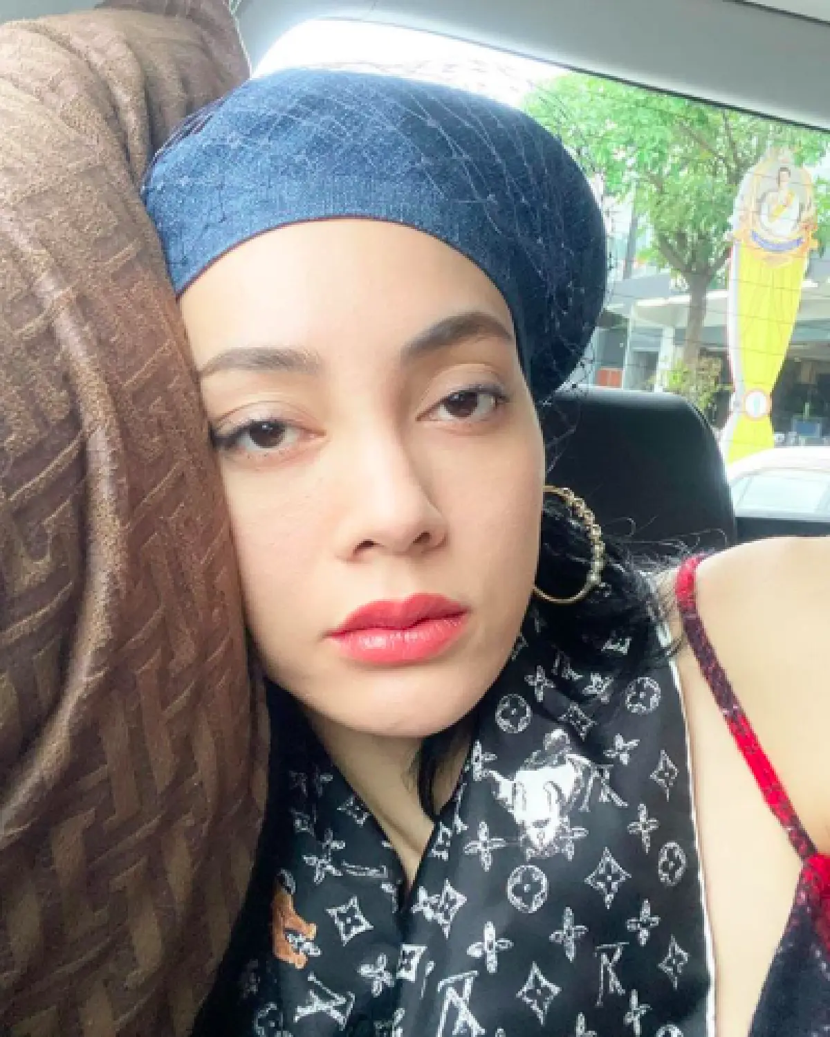 “เจ้าสัวบุญชัย-ตั๊ก” พา “น้องข้าวหอม" เจอพี่ชายต่างแม่ “เบน” ร่วมดินเนอร์กันอย่างอบอุ่น