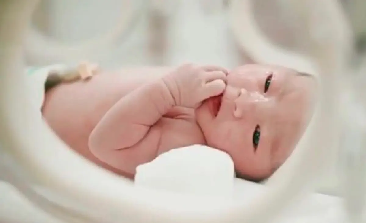 แม่หน้าเด็กมาก! "เจนี่" กับความเยาว์วัย สดใส หลังคลอดลูกสาวได้ไม่กี่วัน