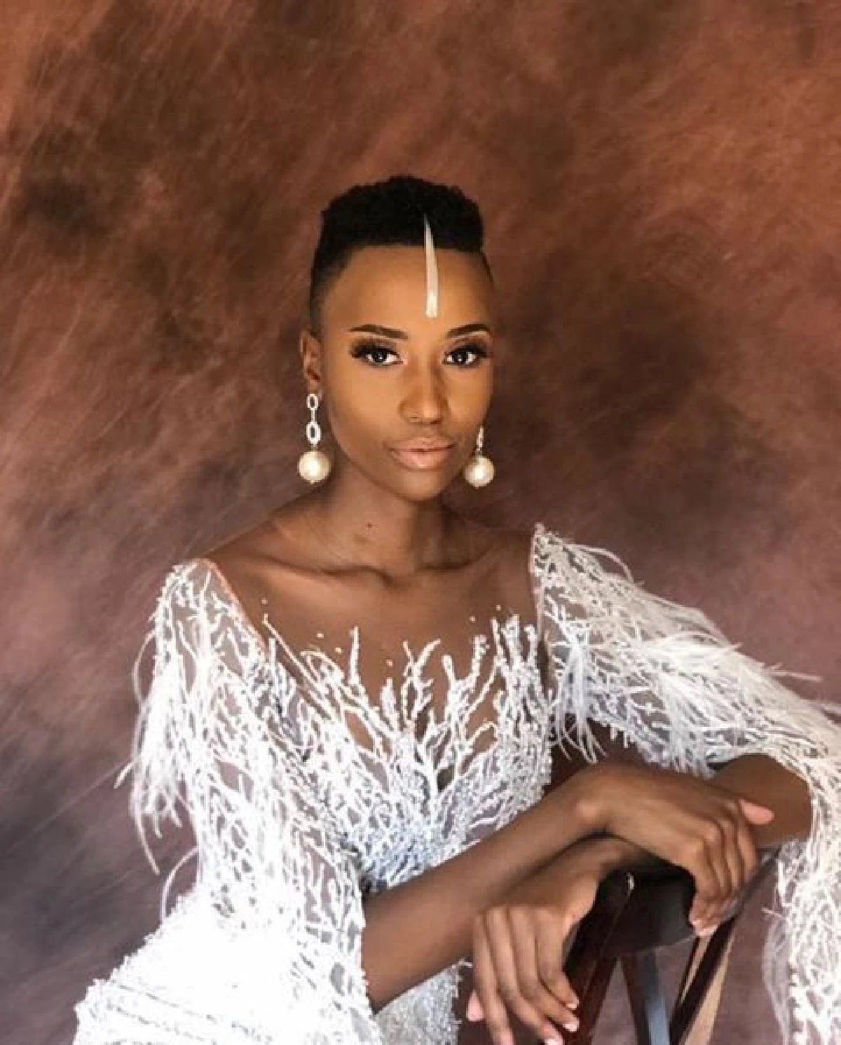 เปิดโพสต์สุดท้ายก่อนจะเป็นสาวงามที่สุดในโลกของ "Zozibini Tunzi”