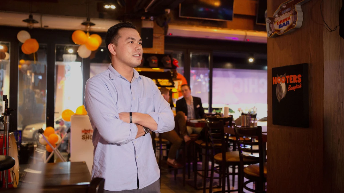 Hooters  แบรนด์ดังสัญชาติอเมริกัน กับการผสมผสานความเป็นไทยลงในอาหาร