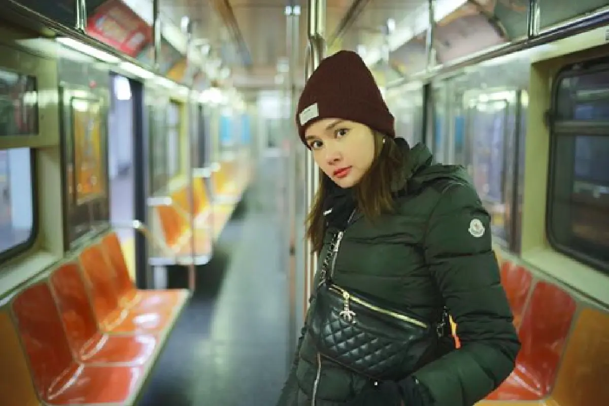 ไม่ชอบก็ไม่ต้องดู! "หญิง รฐา” ตอกกลับนิ่มๆ หลังโดนแขวะลงรูปเที่ยวอยู่ได้