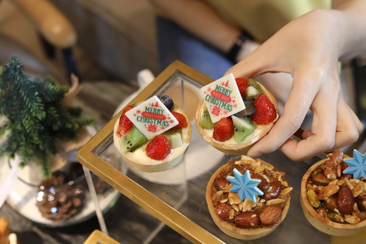 จิบชายามบ่าย เซตเฟสทีฟสุดคิ้วท์ @เดอะ ล็อบบี้ เลานจ์