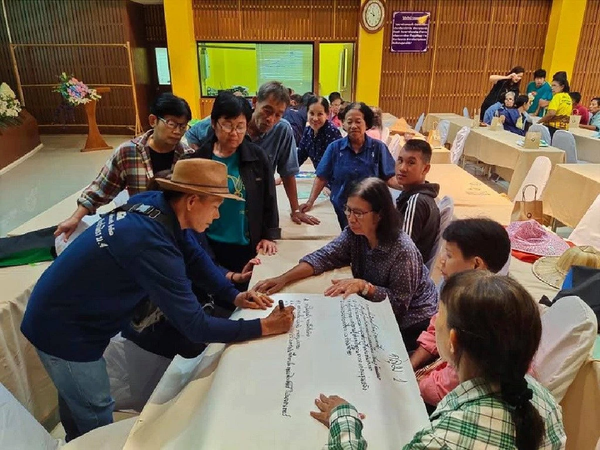 หนึ่งเดียวในไทย ถนนต้นยางนาอายุกว่า 150 ปี นับพันต้น รุกขมรดกของแผ่นดิน