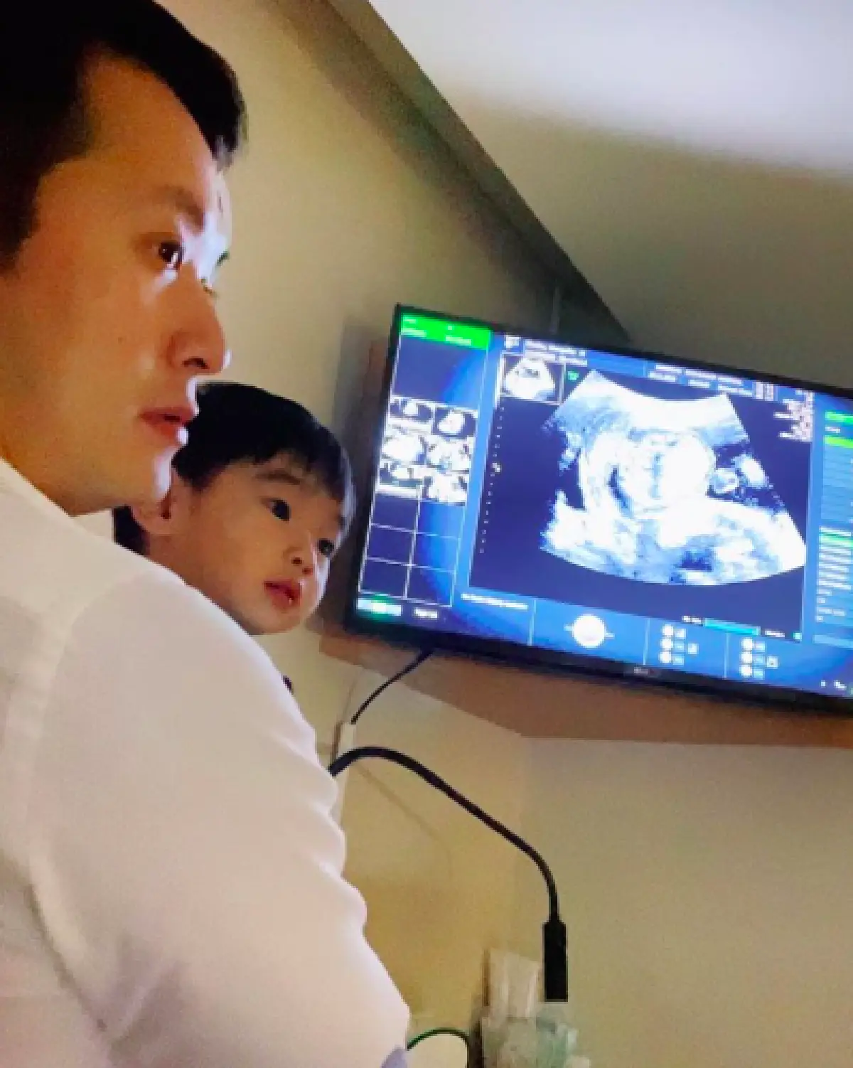 "เนย โชติกา" อวดท้องลูกคนที่ 2  อายุครรภ์ 22 สัปดาห์ ยังสวยเป๊ะไม่เปลี่ยน