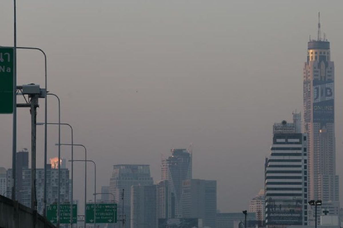 นายกฯห่วงฝุ่น PM2.5 สูงเกินค่ามาตรฐาน แนะสวมหน้ากากอนามัย นายกฯห่วงฝุ่น PM2.5 สูงเกินค่ามาตรฐาน แนะสวมหน้ากากอนามัย