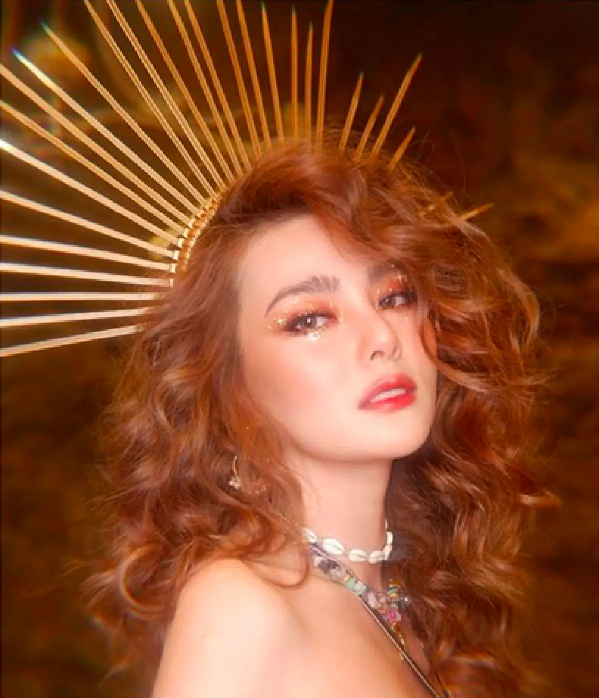คนบันเทิงจัดเต็มกับแฟชั่นสุดชิคร่วมงานเทศกาลแห่งปี Wonderfruit 2019