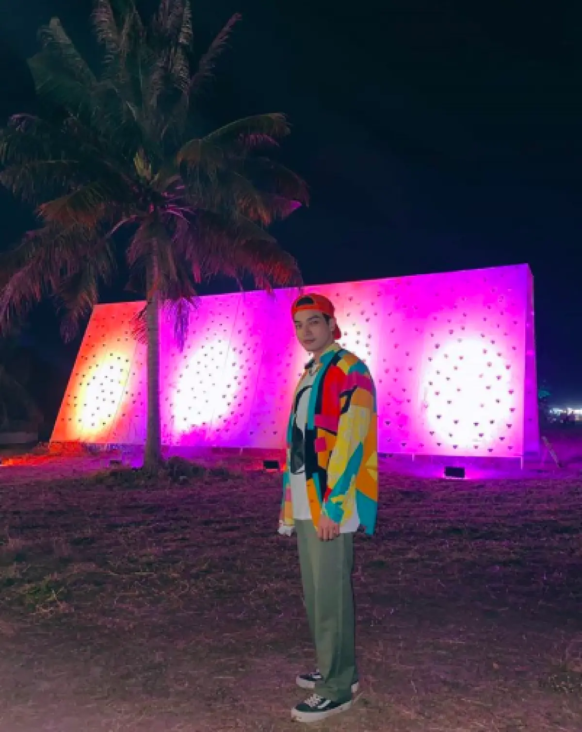 คนบันเทิงจัดเต็มกับแฟชั่นสุดชิคร่วมงานเทศกาลแห่งปี Wonderfruit 2019