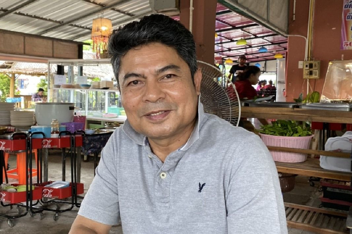 "เทพไท" แนะ "อนาคตใหม่" สู้ในสภาให้เต็มที่ก่อนปลุกม็อบลงถนน "เทพไท" แนะ "อนาคตใหม่" สู้ในสภาให้เต็มที่ก่อนปลุกม็อบลงถนน