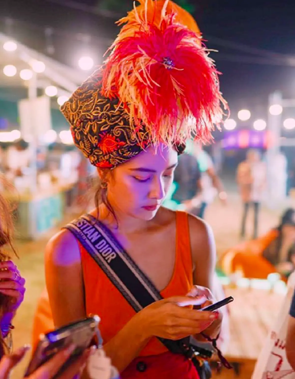 คนบันเทิงจัดเต็มกับแฟชั่นสุดชิคร่วมงานเทศกาลแห่งปี Wonderfruit 2019