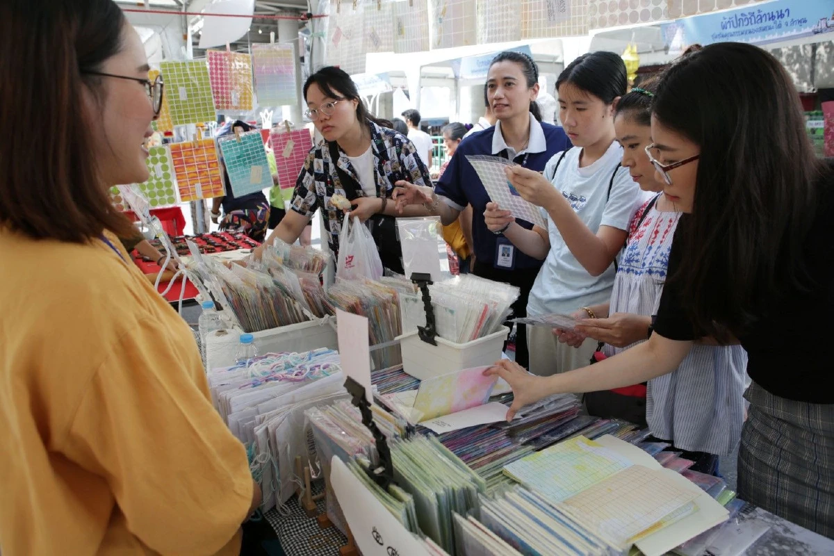 "บิ๊กตู่"เปิดงานถนนคนเดิน"สีลม-เยาวราช" ปิ๊งไอเดียดึงดนตรีดังระดับโลกแสดง
