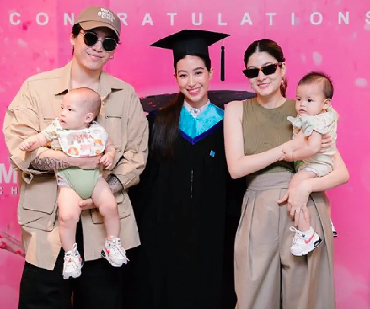 “มิ้นต์ ชาลิดา" หายเหนื่อย 7 ปีเรียนจบปริญญาตรีแล้ว หลังทำงานหาเงินส่งตัวเองเรียน