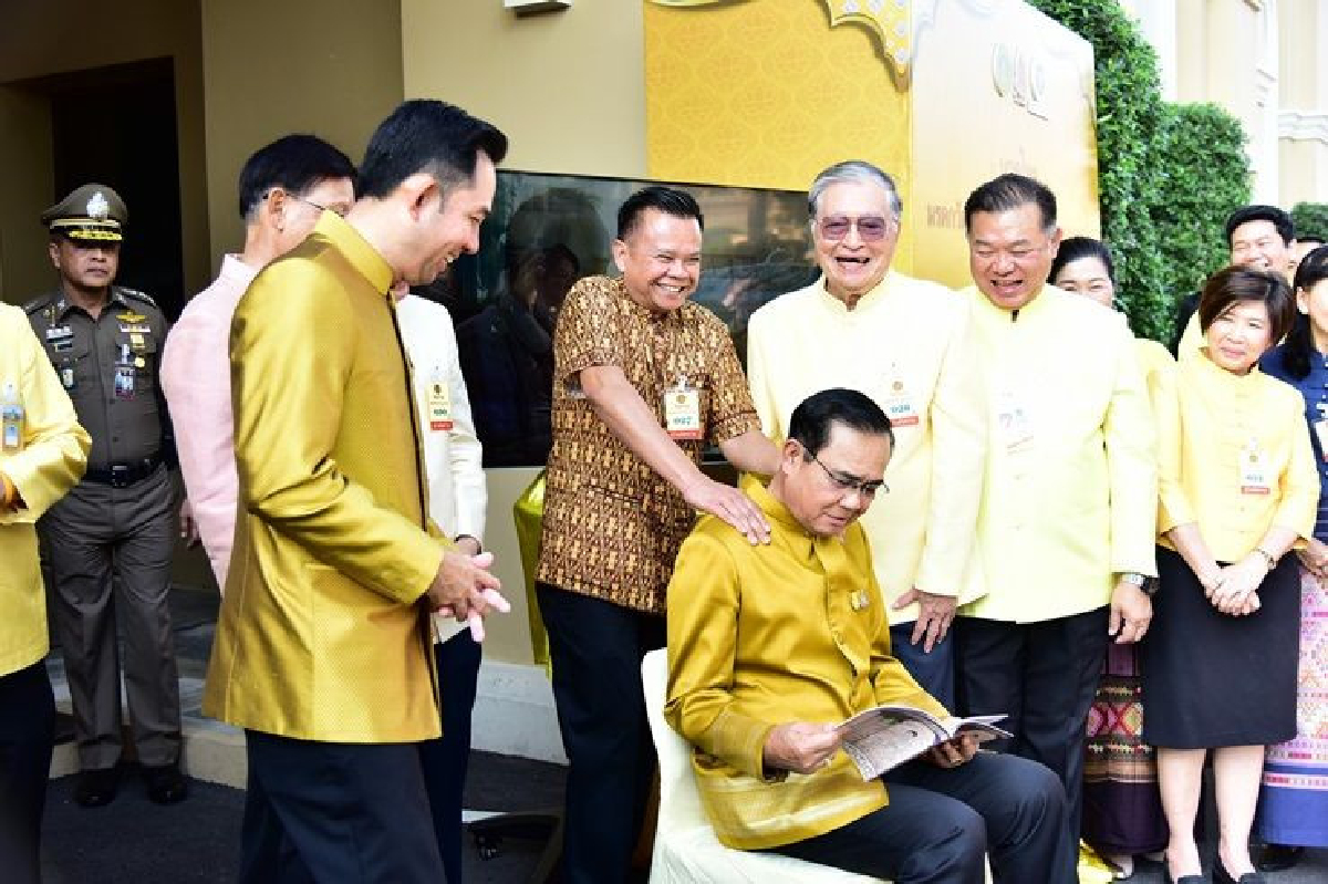 ไม่ได้อ่าน! "บิ๊กตู่"เมิน"ยิ่งลักษณ์"โพสต์โวยยึดทรัพย์ ไม่ได้อ่าน! "บิ๊กตู่"เมิน"ยิ่งลักษณ์"โพสต์โวยยึดทรัพย์