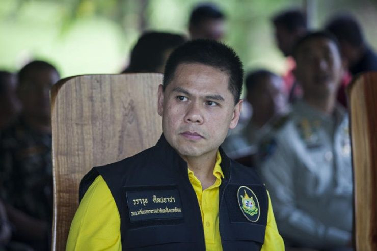"วราวุธ"ให้กำลังใจ 4 งูเห่า อนาคตใหม่ รับยังไม่มีทาบทามเข้า ชทพ. "วราวุธ"ให้กำลังใจ 4 งูเห่า อนาคตใหม่ รับยังไม่มีทาบทามเข้า ชทพ.
