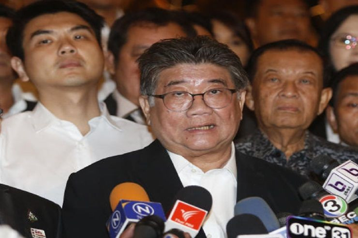 "ภูมิธรรม" เรียกร้อง หยุดรังแกนายกฯหญิง “ยิ่งลักษณ์ ชินวัตร” "ภูมิธรรม" เรียกร้อง หยุดรังแกนายกฯหญิง “ยิ่งลักษณ์ ชินวัตร”