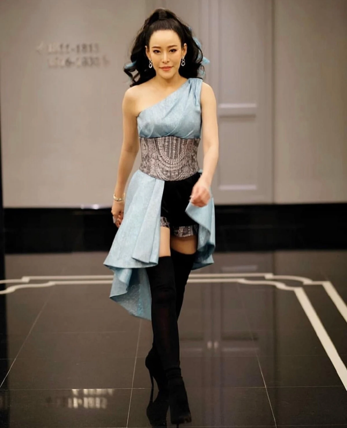 หนิง ปณิตา ยอมหน้าสด! ถูกเพื่อนสาวสุดซี้บุกบ้านเซอร์ไพรส์วันเกิด