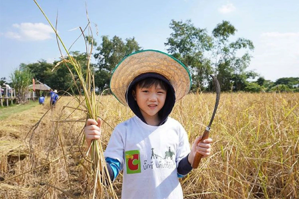 บิ๊กซี ซูเปอร์เซ็นเตอร์ อยู่เคียงข้างเกษตรกรไทย  ร่วมสนับสนุนกลุ่มวิสาหกิจชุมชนเกษตรอินทรีย์ ในงาน “บิ๊กซี เที่ยววิถีข้าวไทย 2562” จ.เชียงราย