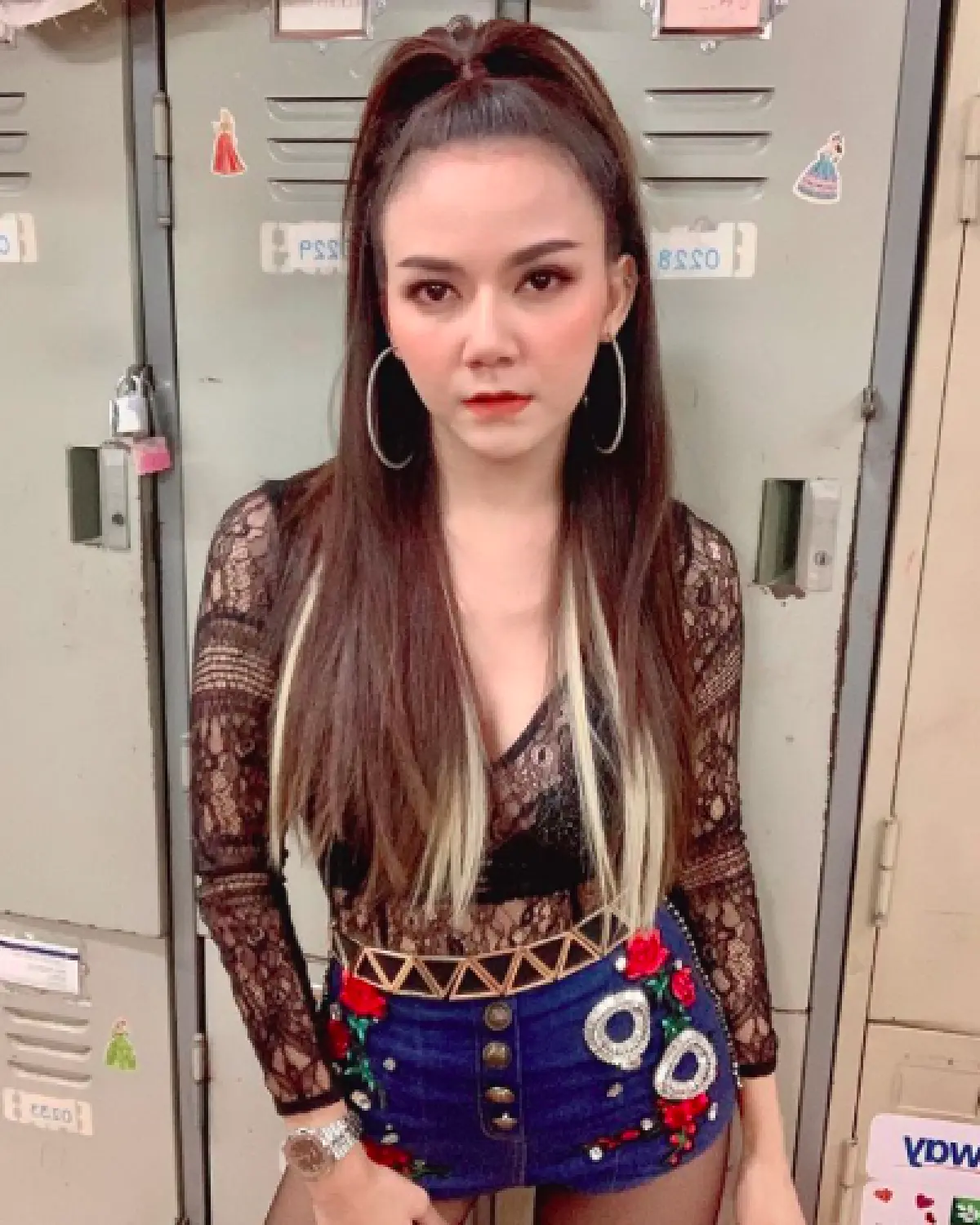 สวย รวย กตัญญู "จ๊ะ อาร์สยาม”  หอบเงินกลับบ้านให้พ่อแม่ปึกใหญ่ๆ