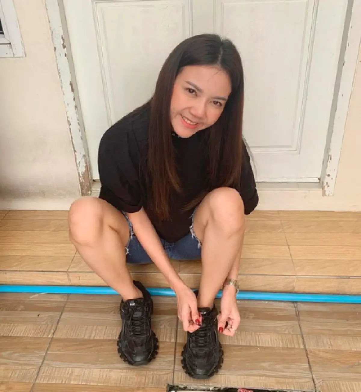 สวย รวย กตัญญู "จ๊ะ อาร์สยาม”  หอบเงินกลับบ้านให้พ่อแม่ปึกใหญ่ๆ