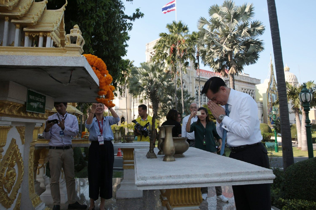 "พีระพันธุ์"พร้อมนั่งเป็นประธานกมธ.ศึกษาแก้รธน.หากได้รับการเสนอชื่อ "พีระพันธุ์"พร้อมนั่งเป็นประธานกมธ.ศึกษาแก้รธน.หากได้รับการเสนอชื่อ