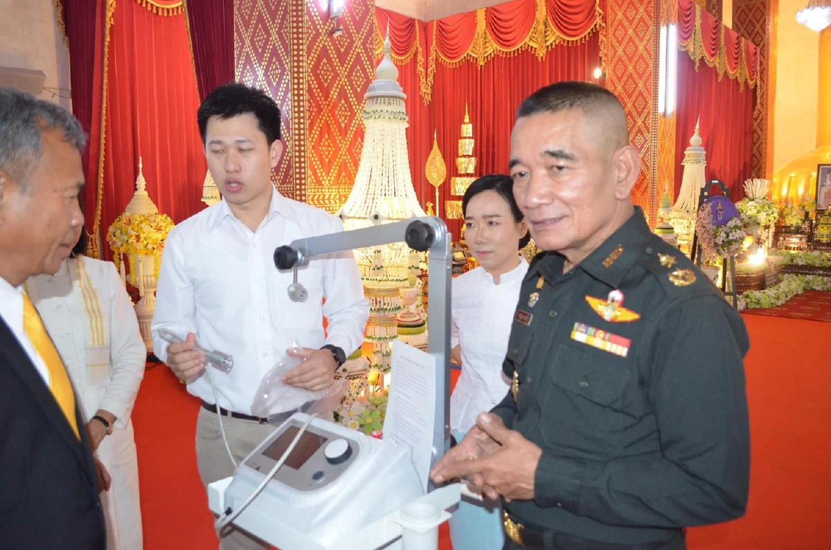 "วัดศรีโคมคำ"มอบอุปกรณ์การแพทย์มูลค่า 1.5 ล้านให้รพ.พะเยา