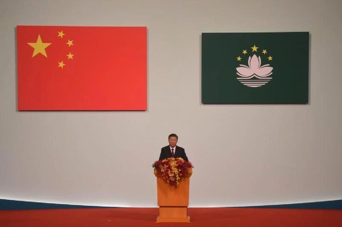 สีจิ้นผิงรวมฉลอง 20 ปี ส่งมอบมาเก๊า ชมเปราะรักษาความสงบอย่างดี