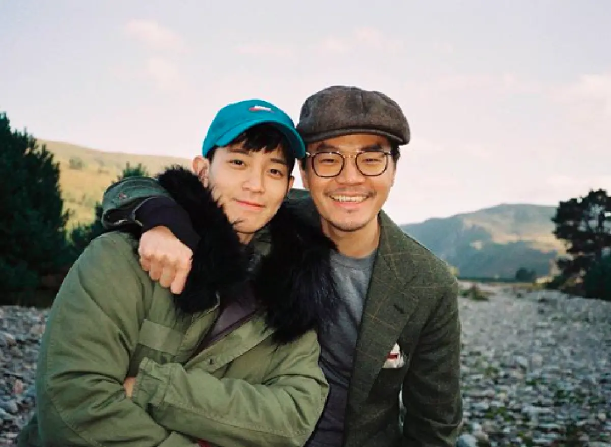 ใจละลายกับ “ไท้ วสุวัส” น้องชายคนเล็กแห่งบ้าน "คูหาเปรมกิจ” ที่หล่อครบเครื่อง