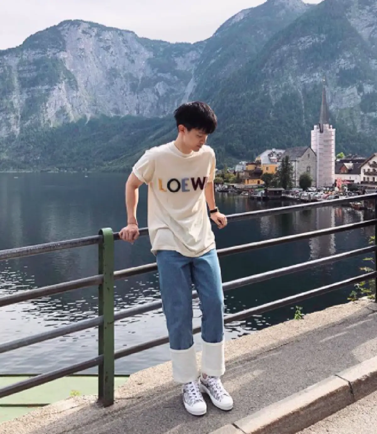 ใจละลายกับ “ไท้ วสุวัส” น้องชายคนเล็กแห่งบ้าน "คูหาเปรมกิจ” ที่หล่อครบเครื่อง