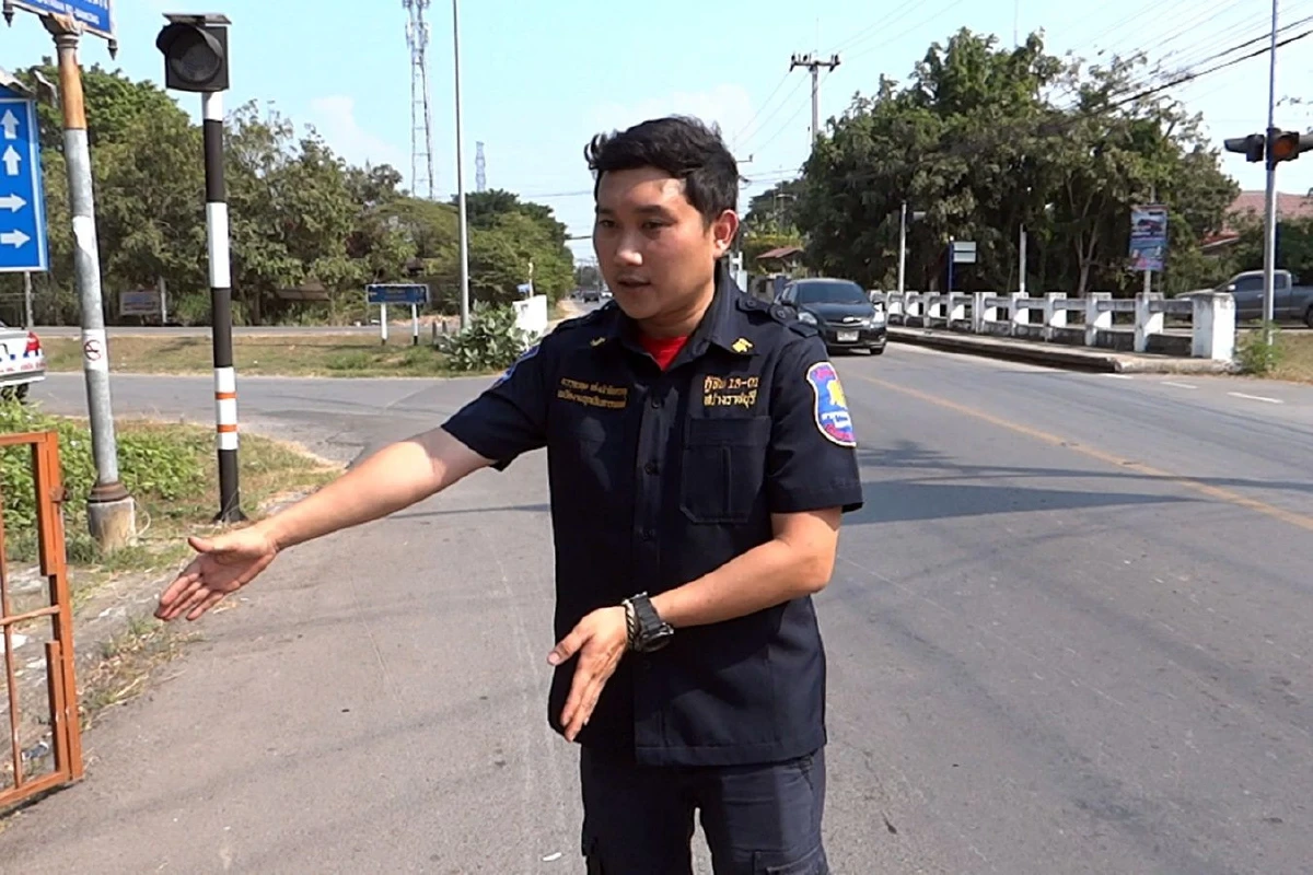 "ทวี ไกรคุปต์"พ่อส.ส.ปารีณาขับเบนซ์ชนเด็ก16ขี่รถจยย.เจ็บ