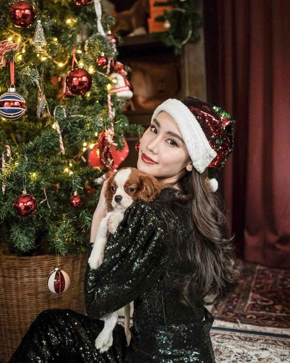 ส่องภาพคนบันเทิง...ฉลองเทศกาลคริสต์มาส มีความสุขกันถ้วนหน้า