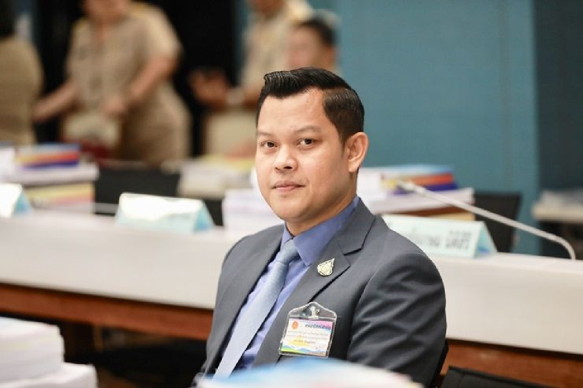 พปชร. ซัด"ธนาธร" เลิกใส่ร้ายรัฐบาล ย้ำประชาชนมีสิทธิเสรีภาพ พปชร. ซัด"ธนาธร" เลิกใส่ร้ายรัฐบาล ย้ำประชาชนมีสิทธิเสรีภาพ