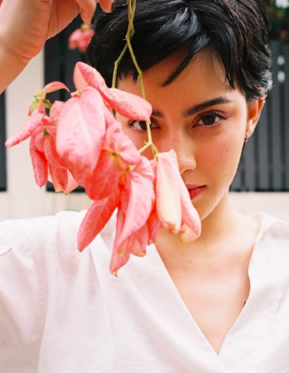 “นิ้ง ชัญญา” สาวสวยมาดเท่ ที่หลายคนต่างลงคะแนนว่ามีความคล้าย “ใหม่ ดาวิกา"